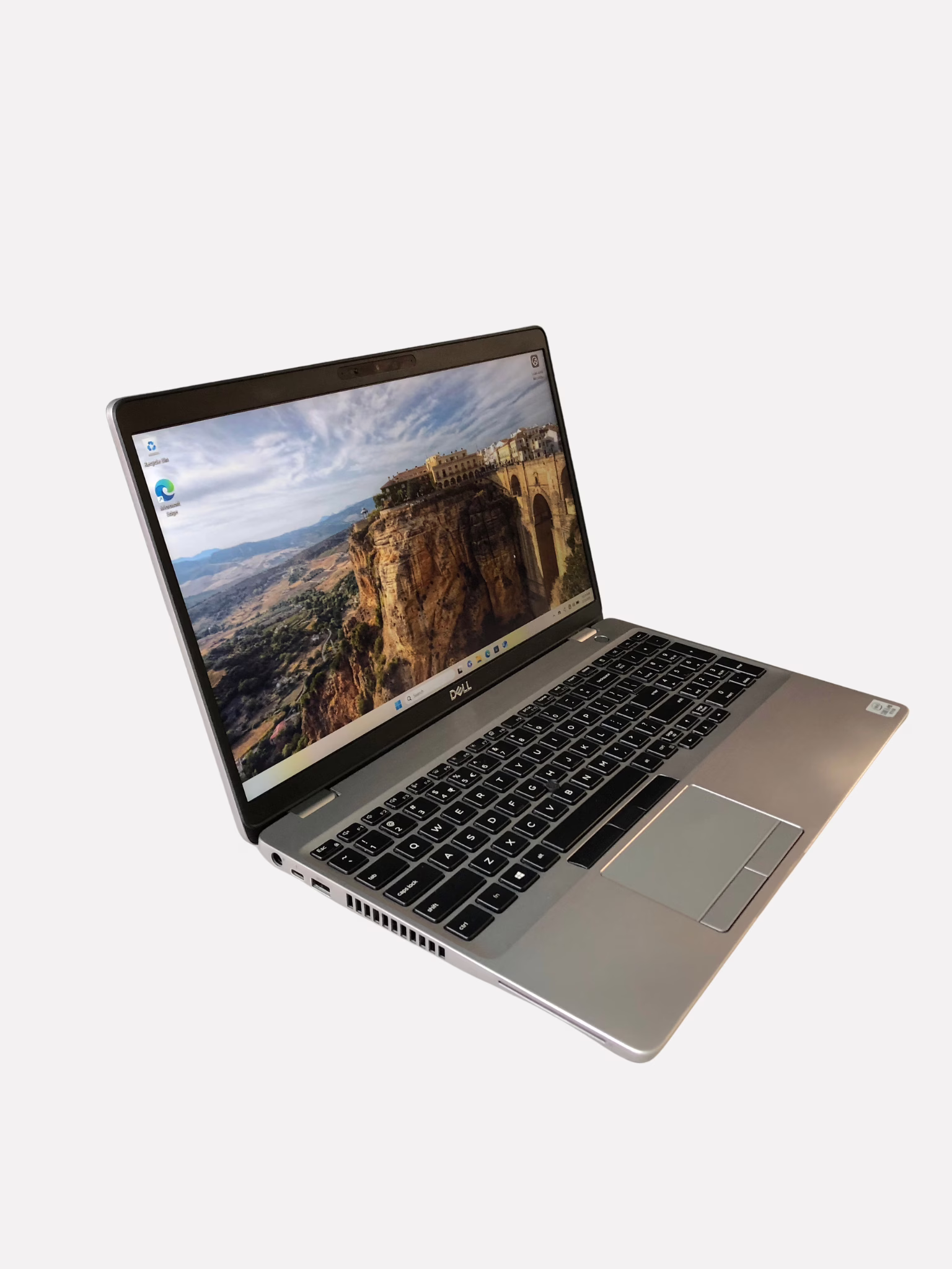 Dell Latitude 5510 15” Laptop (Refurbished) - Image 2